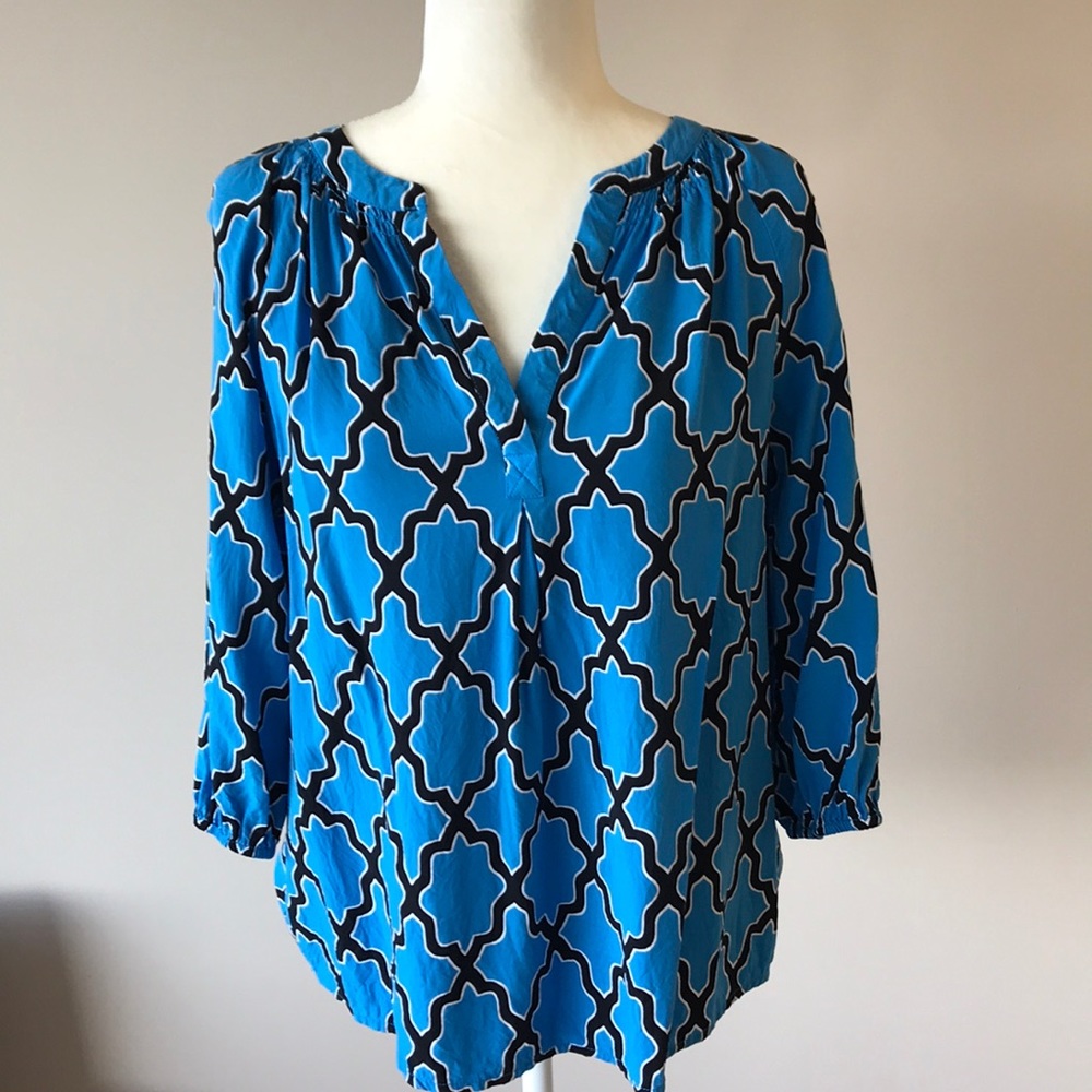 Crown & Ivy Top